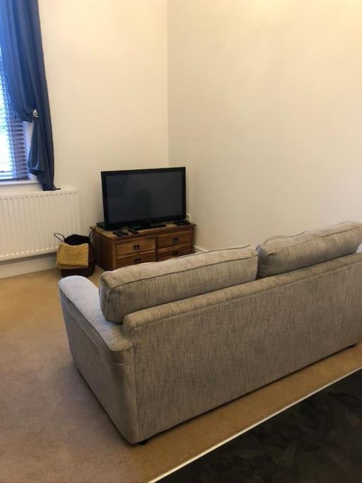Fusilier Apartment Wrexham City Exterior foto