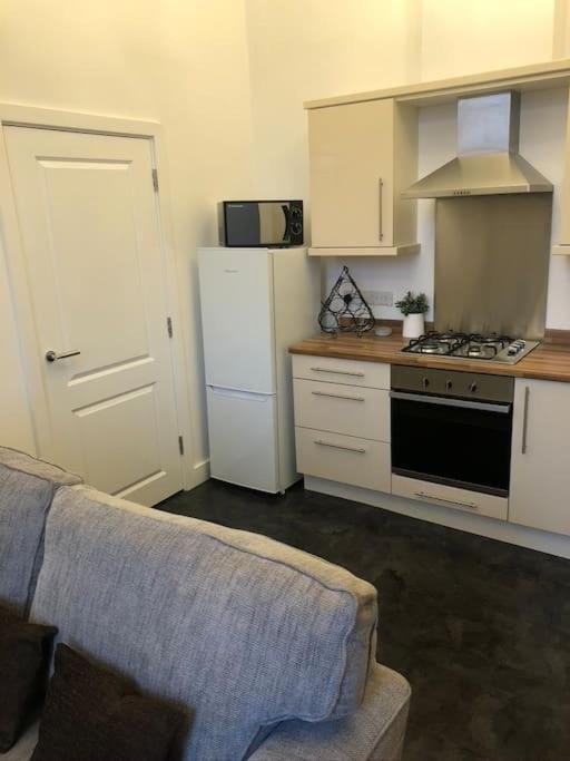 Fusilier Apartment Wrexham City Exterior foto